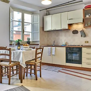 https://il-centro-nel-vicolo.it-tuscanyhotel.com