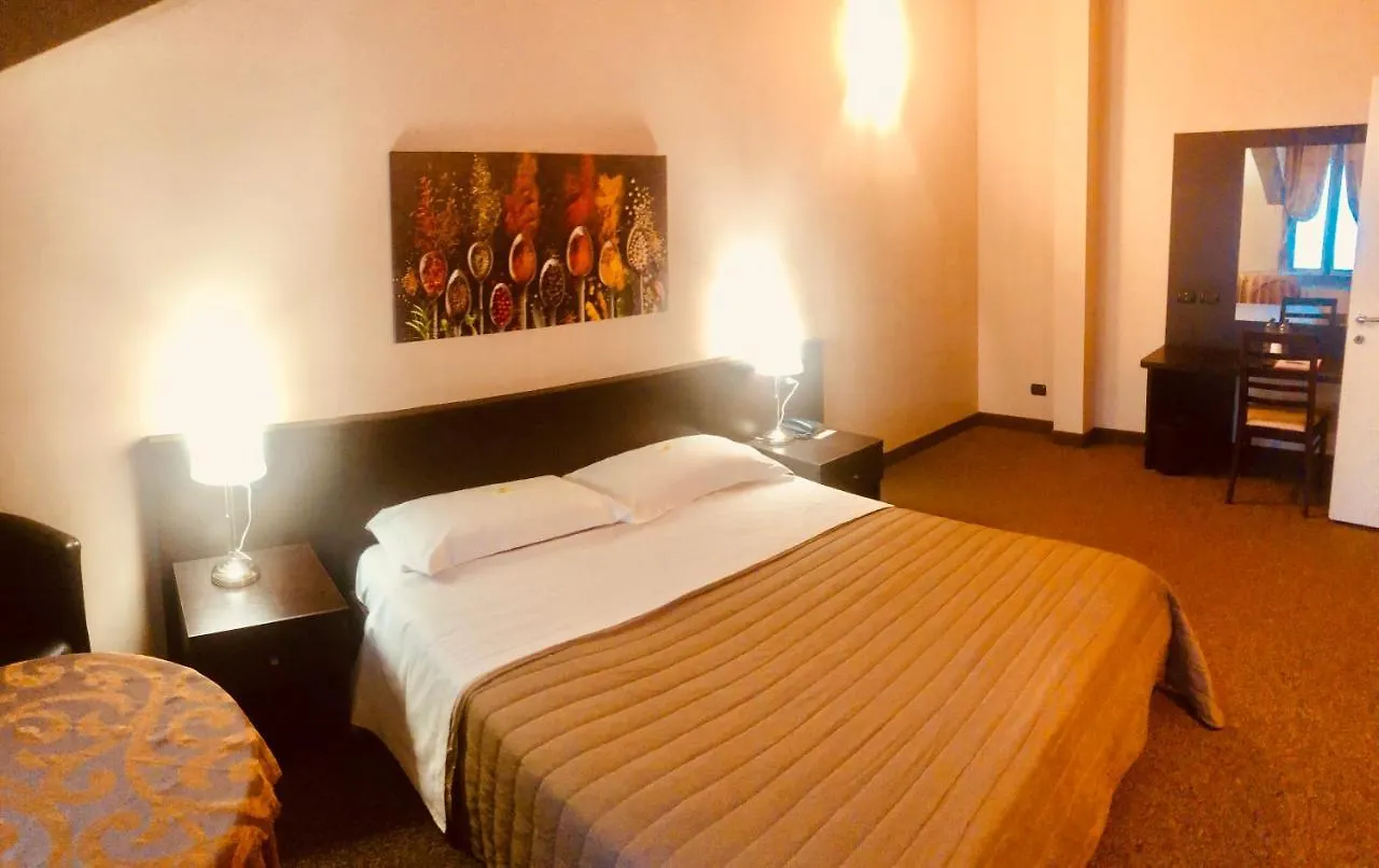 Hotel Malpensa Inn Aereoporto Tornavento  4*, Tornavento (Varese)