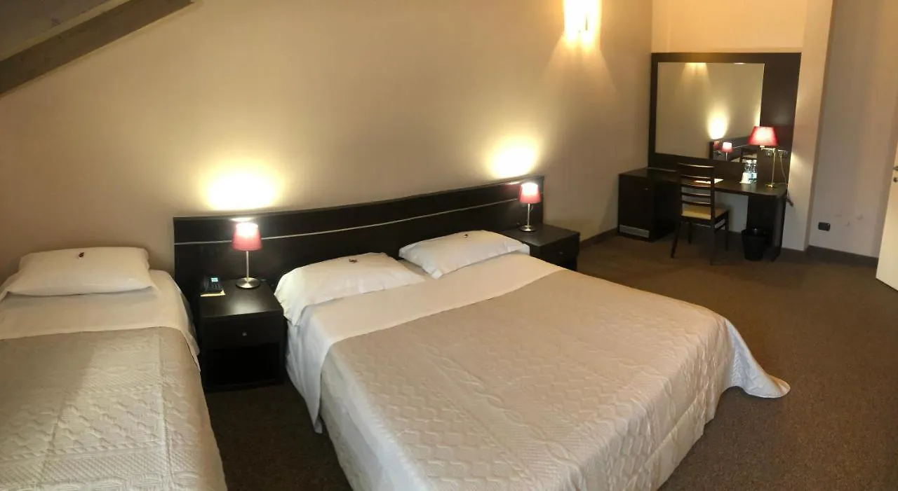 Hotel Malpensa Inn Aereoporto Tornavento  4*, Tornavento (Varese)